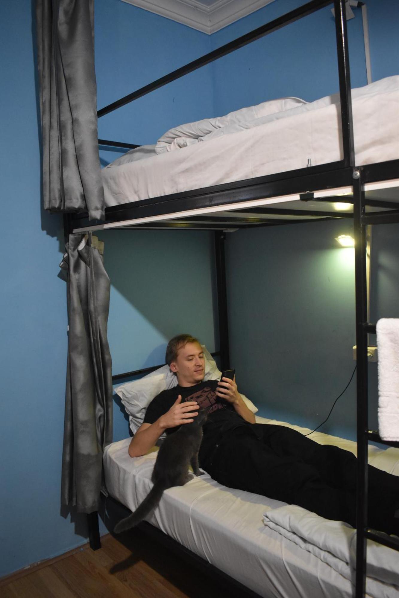 Harmony Backpackers Hostel Batumi Room photo